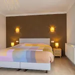 Maison Edith - Box *