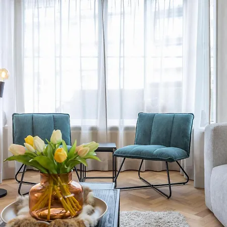 Maison Edith - + Box Vila